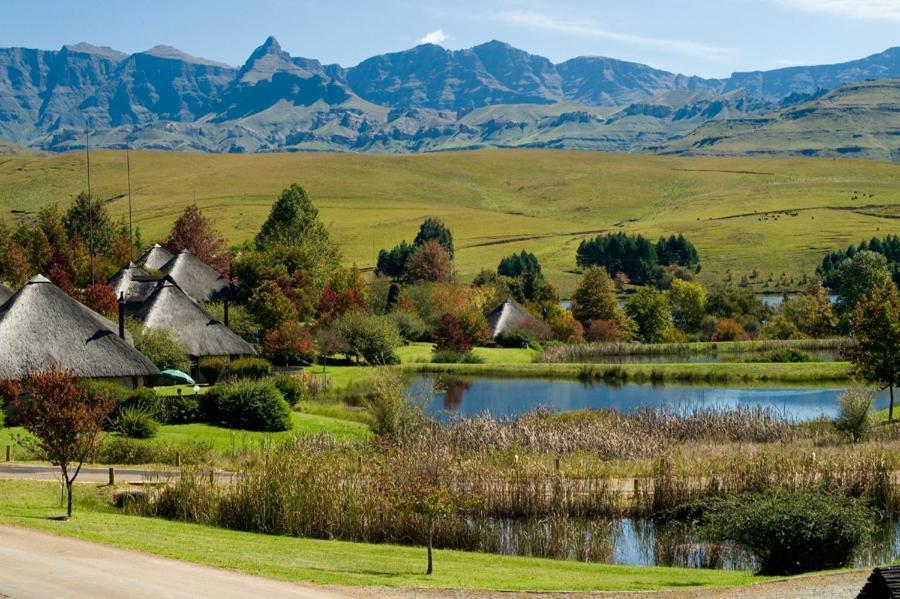 Castleburn Legacy Resort Drakensberg Garden Exterior photo